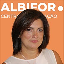 Fernanda Coelho - Responsável Administrativa e Financeira